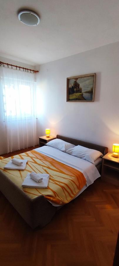 Apartmani Kevric Novi Vinodolski Buitenkant foto