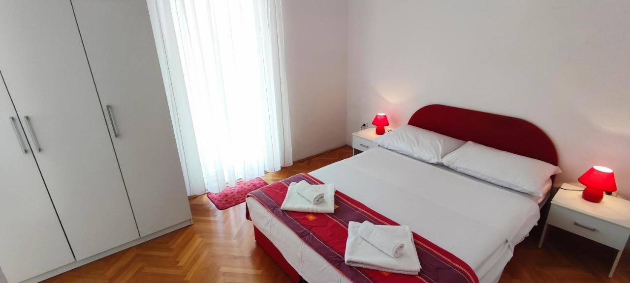 Apartmani Kevric Novi Vinodolski Buitenkant foto