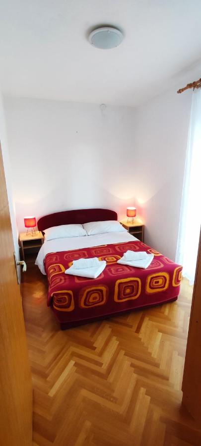 Apartmani Kevric Novi Vinodolski Buitenkant foto