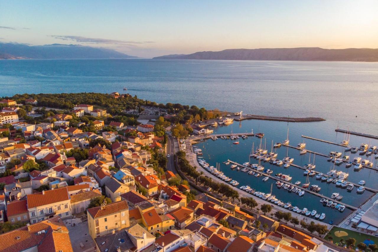 Apartmani Kevric Novi Vinodolski Buitenkant foto