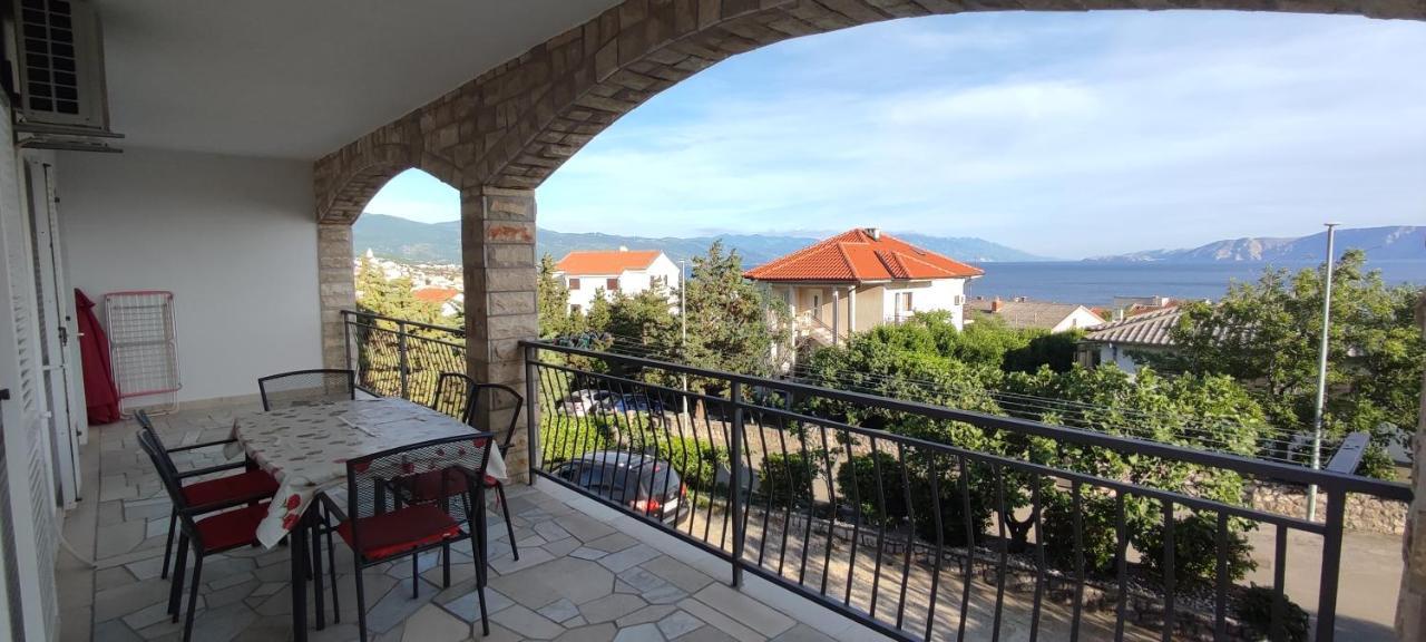 Apartmani Kevric Novi Vinodolski Buitenkant foto