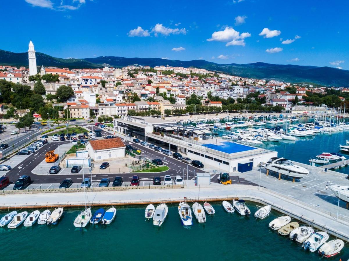 Apartmani Kevric Novi Vinodolski Buitenkant foto