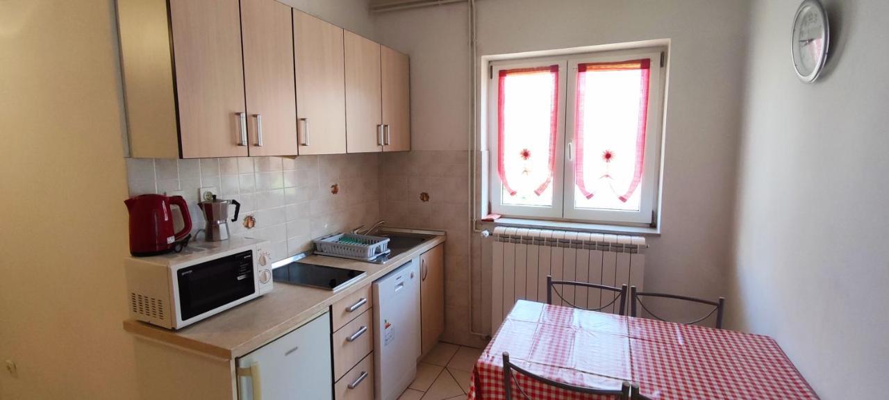 Apartmani Kevric Novi Vinodolski Buitenkant foto